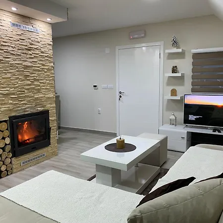 Ena Lux Apartment *
