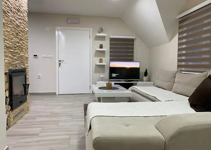 Ena Lux Apartman Divcibare